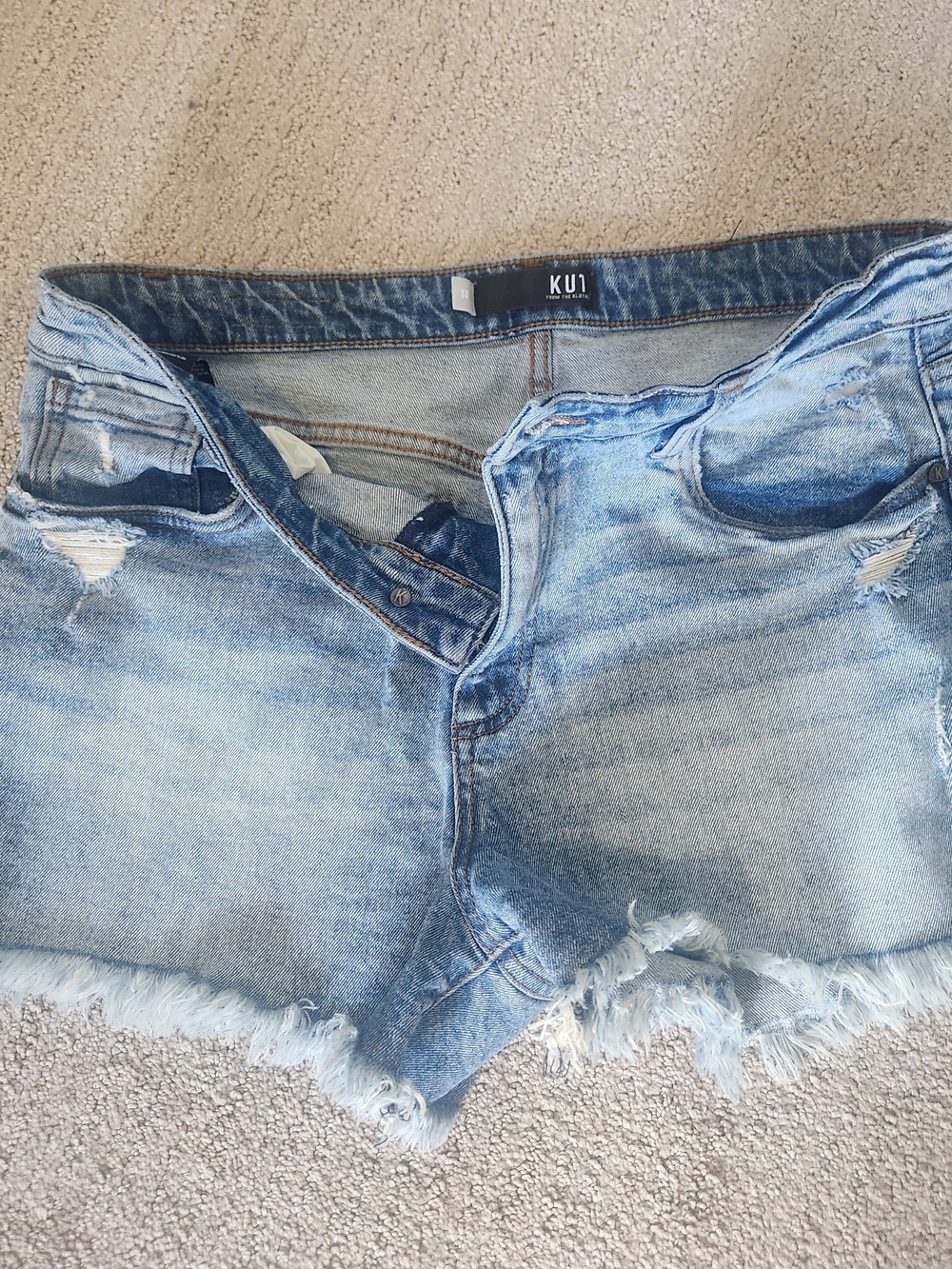 Kut from the Kloth Light Blue Frayed Hem Denim Shorts
